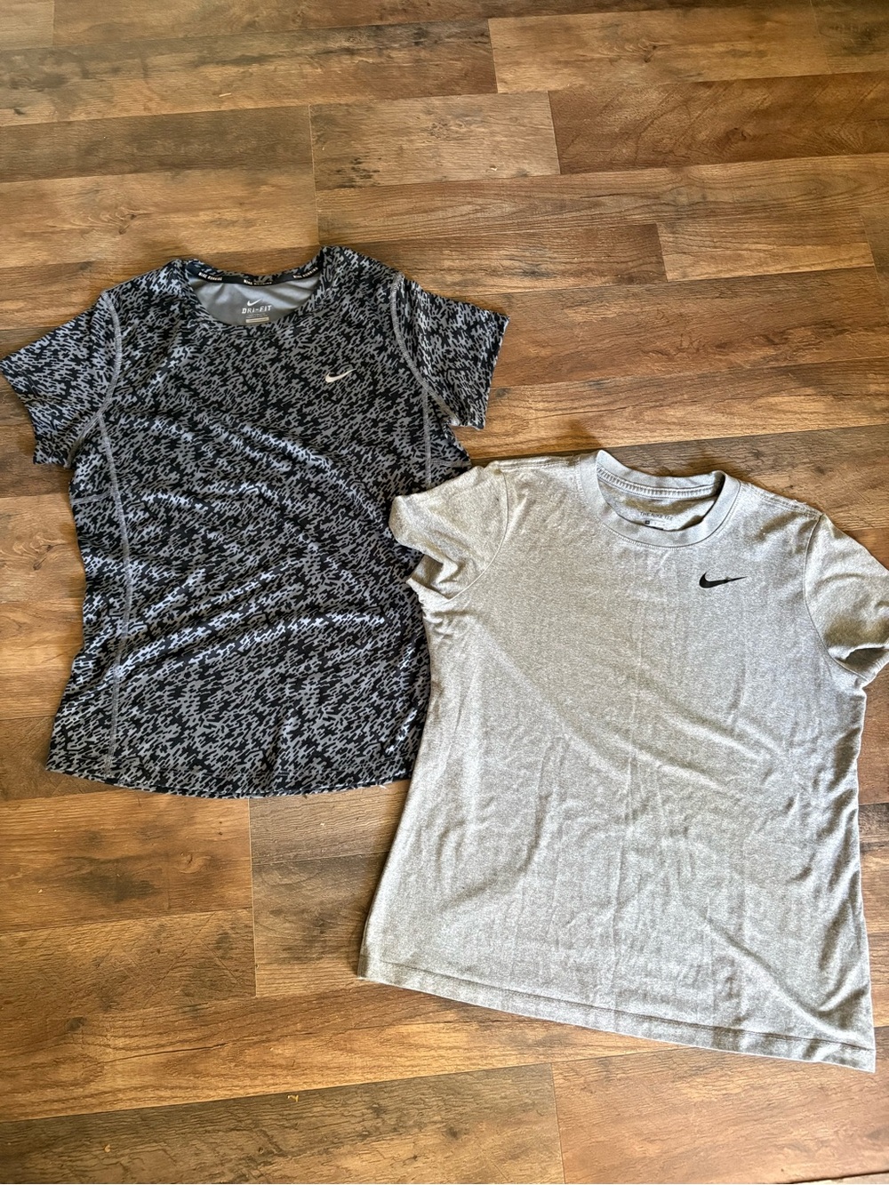 Nike Dri-FIT Short Sleeve Top Duo - Gray & Black Pattern